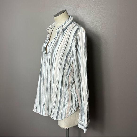 🖤3/$20🖤 Loft women’s medium long sleeve blouse neutral printed collared top - Picture 4 of 9